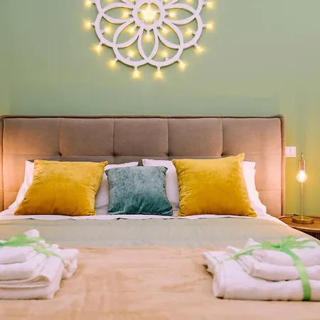 Piazza Mazzini Dolce Apartment Lecce