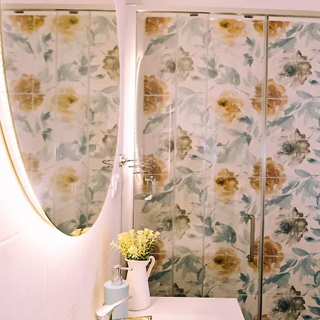 Piazza Mazzini Dolce Apartment