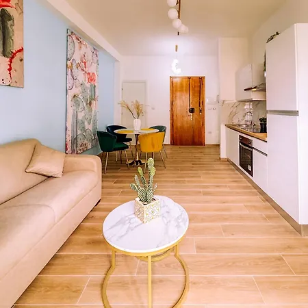 Piazza Mazzini Dolce Lecce